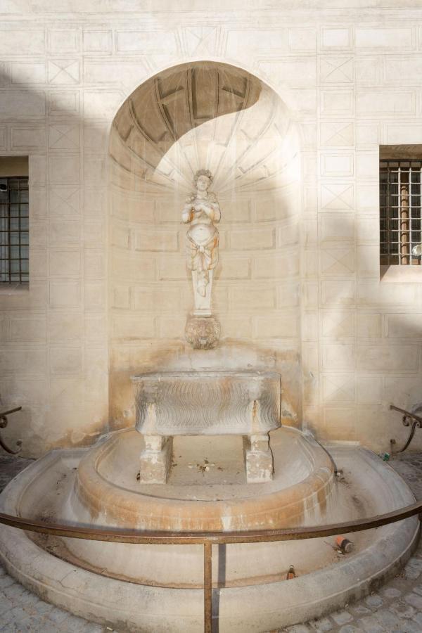 Roman Grotto Experience 5Pax Εξωτερικό φωτογραφία